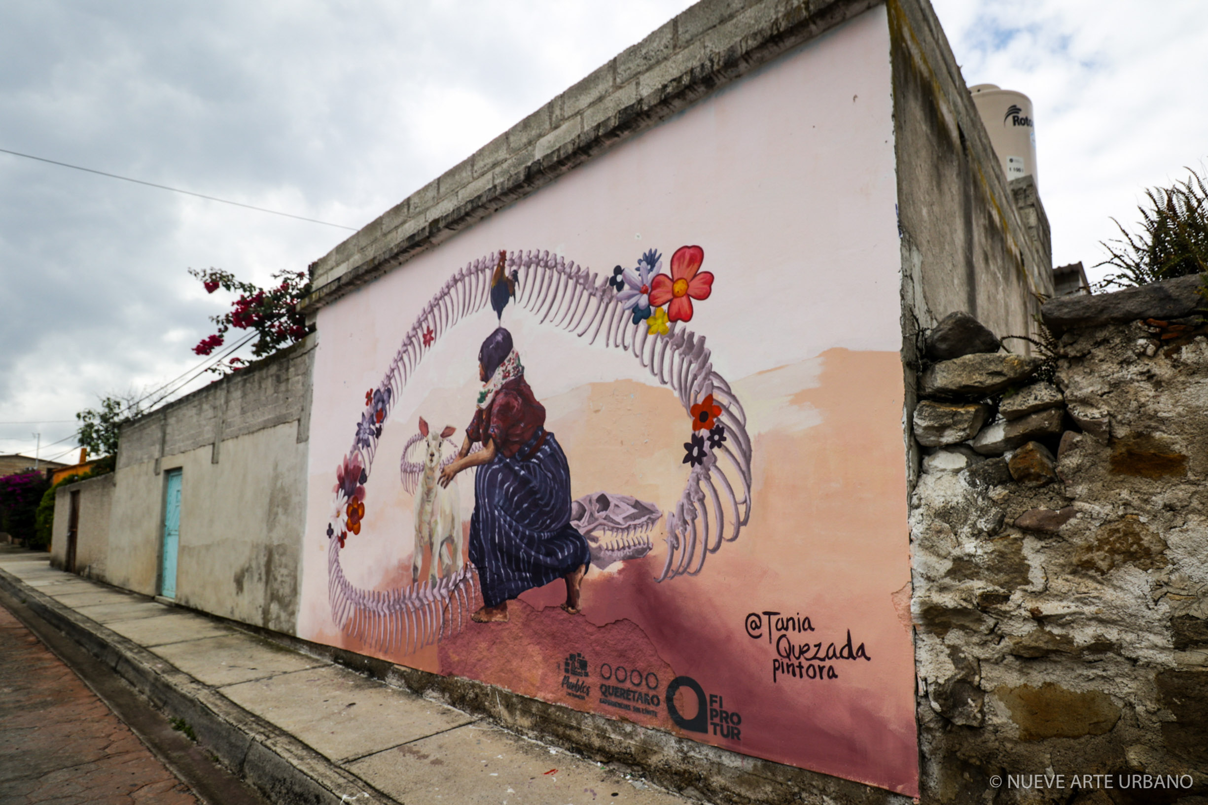 #NueveArteUrbano #Incusa #TodoEsuno #Arte #ArteUrbano #Muralismo #Grafiti #Queretaro #MuralismoMexicano 